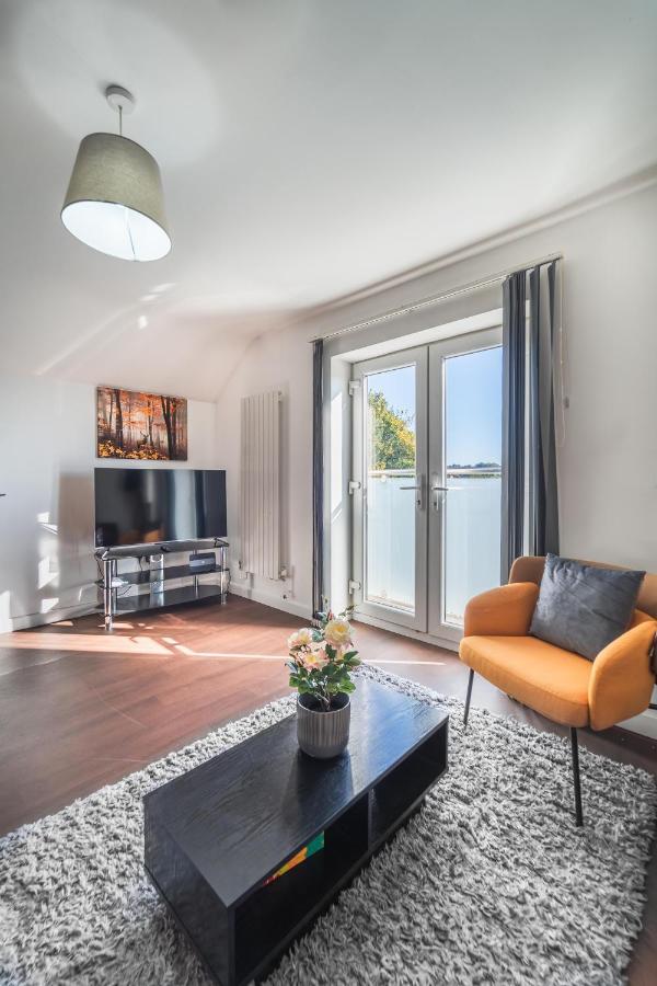 Appartement Perfect For Business And Leisure- Free Parking à Southampton Extérieur photo